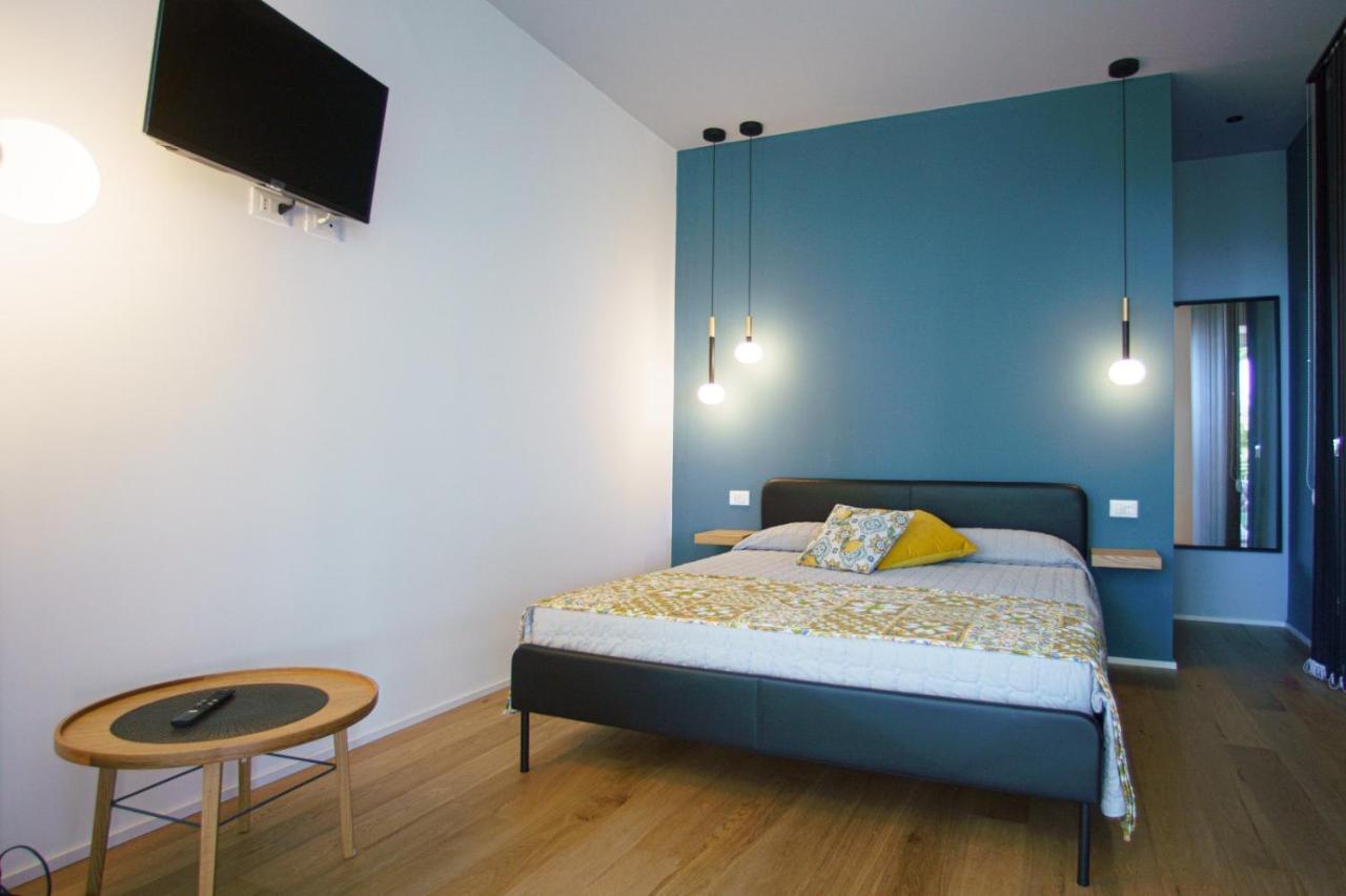Domus Aurea Luxury Apartment Cefalù Exteriör bild